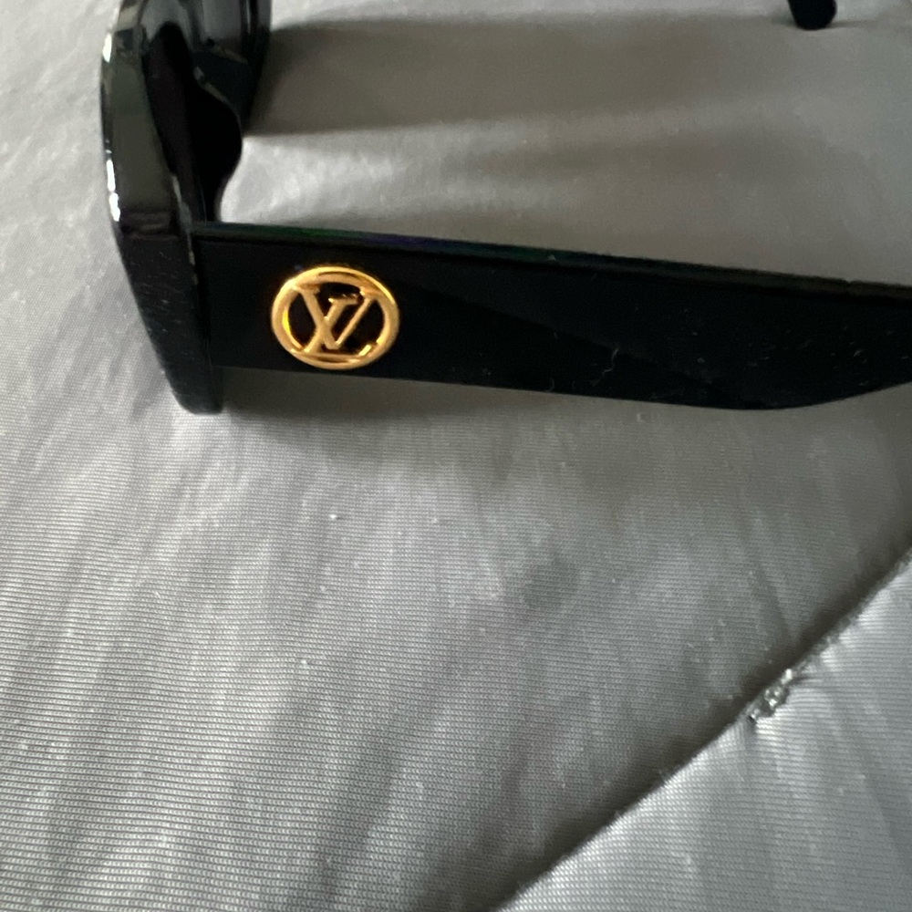 Louis Vuitton Black Sunglasses with Gold LV Logo